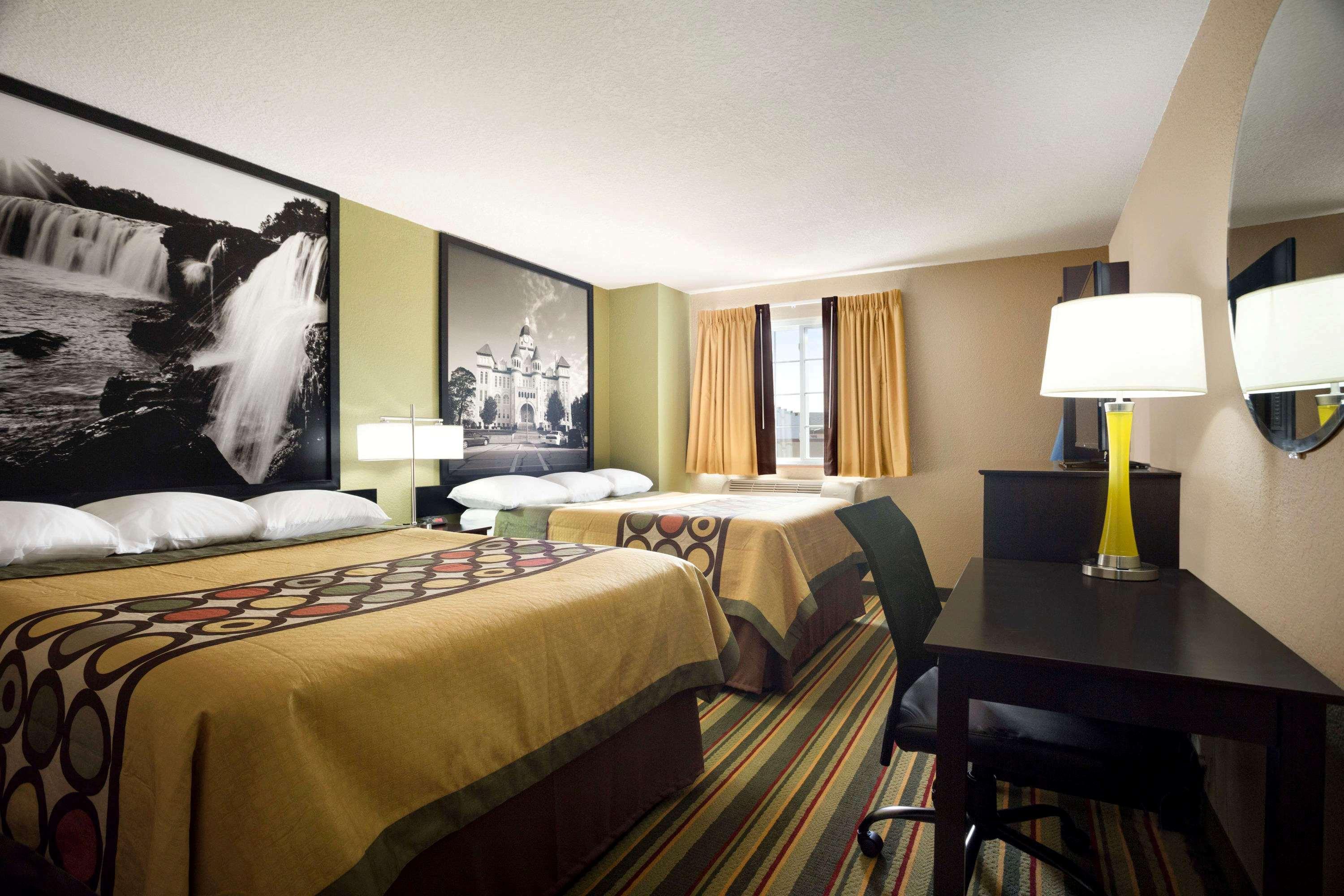 Hotel Super 8 By Wyndham Joplin Extérieur photo