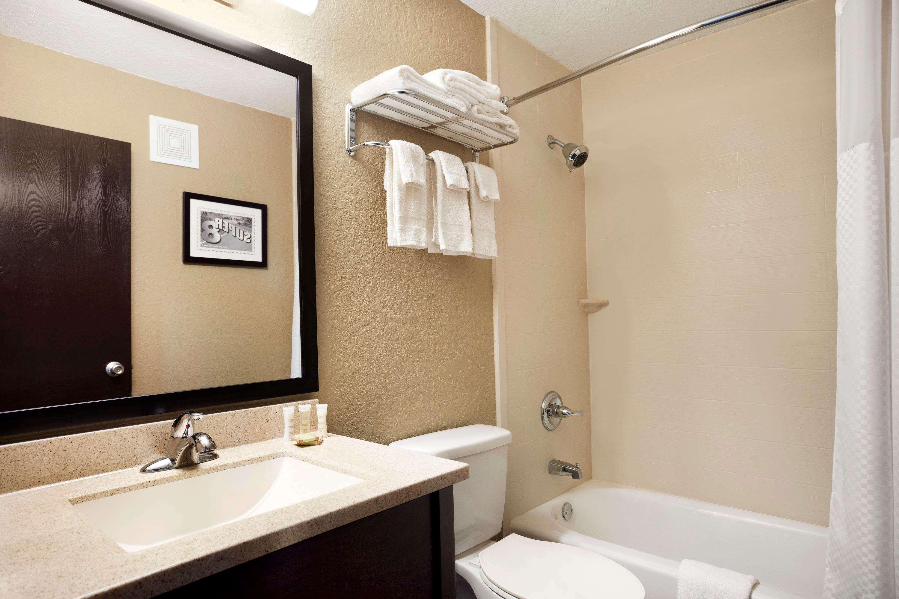 Hotel Super 8 By Wyndham Joplin Extérieur photo
